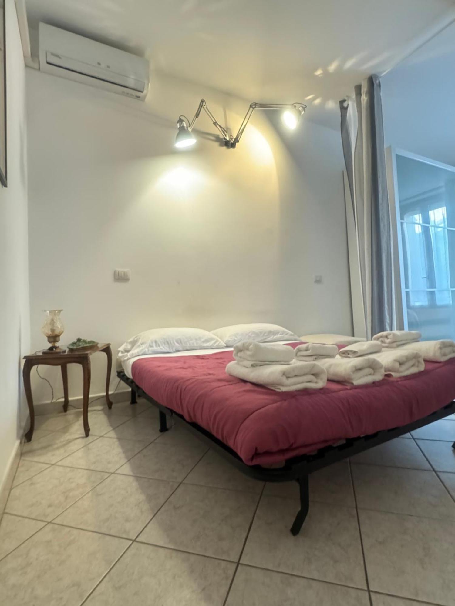 Sunny House Apartment มิลาน ภายนอก รูปภาพ